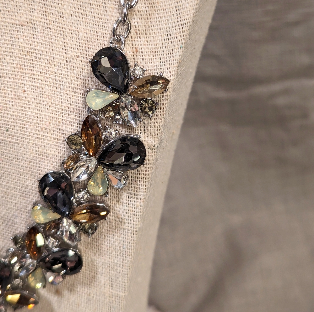 🔥Ann Taylor Necklace Sparkly Smokey Rhinestone Silver Tone Statement - Picture 4 of 9